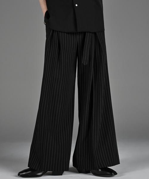 adrer 袴　スラックス　ブラック two tuck belt 'hakama' wide slacks / ツータックベルト“ハカマ