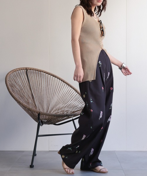 ap retro（アプレトロ）の「【セットアップ対応】フラワープリントパンツ / 花柄パンツ《動画あり》（その他パンツ・レディース・ブラック/オフホワイト/ネイビー/ブラック系その他/モカ・FREE）」の9枚目の写真