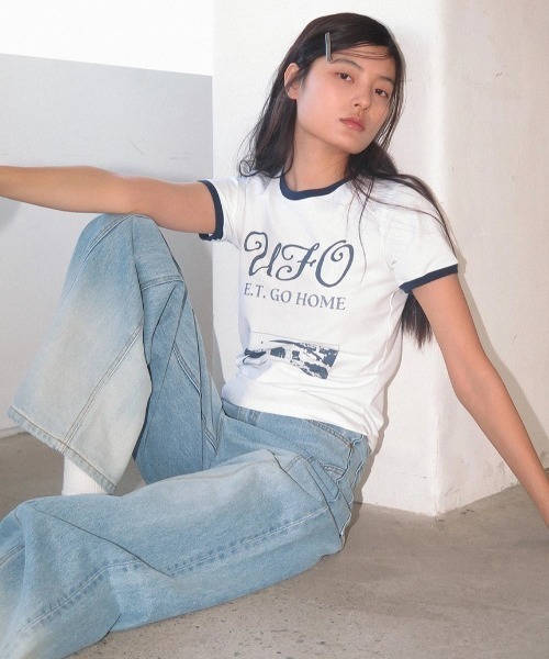 Kijun(キジュン)の「Kijun/キジュン UFO T-Shirt Tシャツ(Tシャツ/カットソー・レディース・オフホワイト/ライトベージュ・L/M/S)」の1枚目の写真