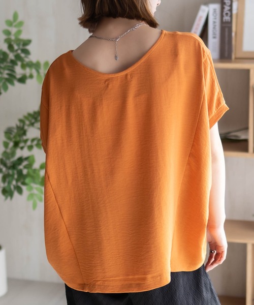 NAVY（ネイビー）の「NAVY ウェーブサテンドルマン（シャツ/ブラウス・レディース・オレンジ/ベージュ/ブラック・M/L）」の21枚目の写真