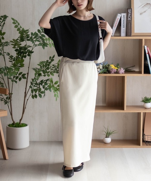 NAVY（ネイビー）の「NAVY ウェーブサテンドルマン（シャツ/ブラウス・レディース・オレンジ/ベージュ/ブラック・M/L）」の4枚目の写真