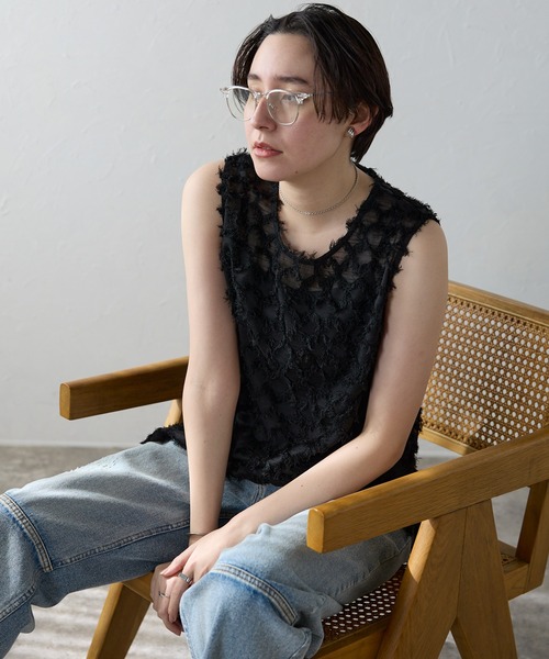 SOTT（ソット）の「Fringe bestand camisole　フリンジベスト＋キャミソール2点SET（アンサンブル・レディース・ブラック/アイボリー・FREE）」の3枚目の写真
