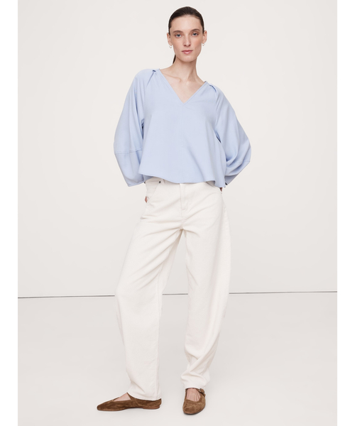 Banana Republic（バナナリパブリック）の「テンセル(TM)  コットンツイル ランタンスリーブトップス（シャツ/ブラウス・レディース・オフホワイト/ライトブルー・M/L/XS/S）」の6枚目の写真