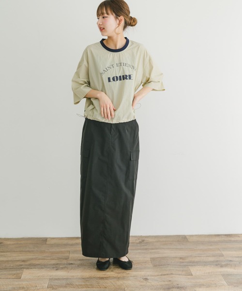 ITEMS URBANRESEARCH（アイテムズ アーバンリサーチ）の「ロゴハンソデナイロンプルオーバー（Tシャツ/カットソー・レディース・ベージュ/ネイビー/オフホワイト・FREE）」の5枚目の写真