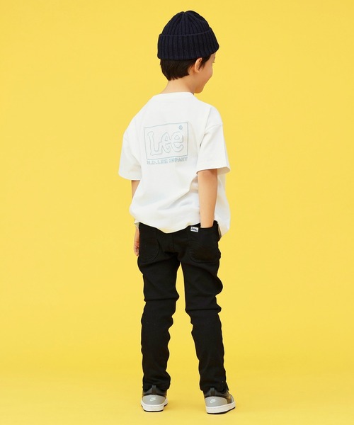 Lee（リー）の「Lee/リー【110-150cm】【親子コーデ】キッズ ベストセラー バックプリントTシャツ/半袖Tシャツ/ロゴTシャツ（Tシャツ/カットソー・キッズ・ブラック系その他/ホワイト系その他/ホワイト/ブラック/ピンク/チャコールグレー・110/120/130/140/150）」の11枚目の写真
