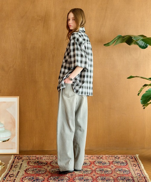 WETTEMPT(ウィテンプト)の「OPEN COLLAR DAMAGED OMBRE CHECK SHIRT /オープンカラーダメージオンブレチェックシャツ(シャツ/ブラウス・メンズ・レッド/ブラック/ブラウン・SMALL/LARGE/MEDIUM)」の5枚目の写真