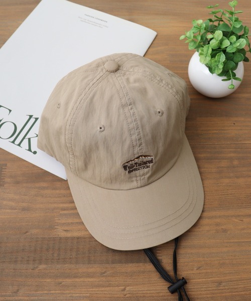 Well-Tailored（ウェルテイラード）の「Well-Tailored NYLON CAP W/CHINSTRAP 軽量 アウトドア（キャップ・メンズ・ベージュ/ブラック/チャコールグレー・FREE）」の3枚目の写真