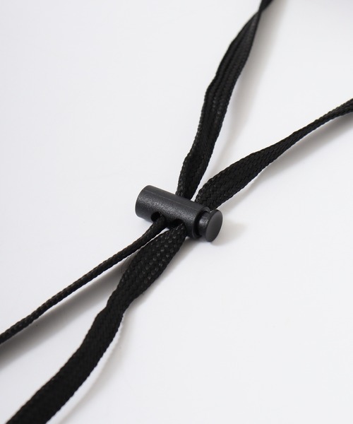 Well-Tailored（ウェルテイラード）の「Well-Tailored NYLON CAP W/CHINSTRAP 軽量 アウトドア（キャップ・メンズ・ベージュ/ブラック/チャコールグレー・FREE）」の4枚目の写真