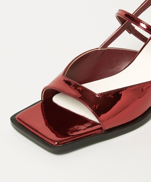 SY UNITED ARROWS(シーユナイテッドアローズ)の「<SY>シェイプヒールスクエア サンダル50●↑(サンダル・レディース・シルバー/ブラック/レッド・23cm/22.5cm/22cm/23.5cm/25cm/24.5cm/24cm)」の4枚目の写真