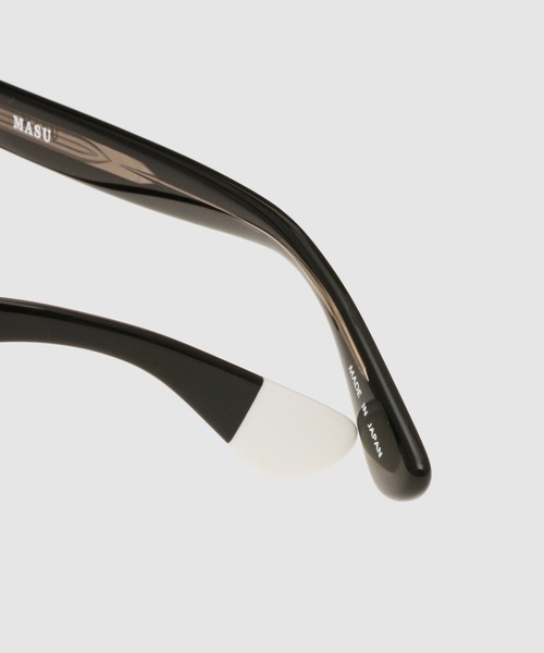 MASU(エムエーエスユー)の「"MASU X BLANC" OVAL SH APE SUNGLASSES(サングラス・メンズ・ブラック/グレー/ブラウン・ONE SIZE)」の16枚目の写真