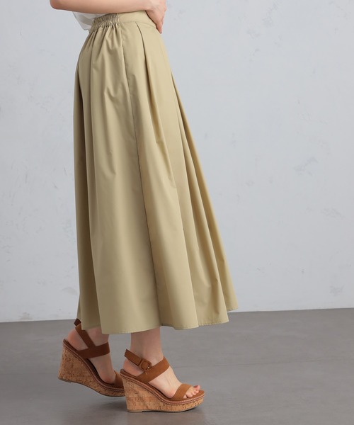 GALLORIA(ギャローリア)の「タックフレアスカート(スカート・レディース・ライトベージュ/ネイビー・M/L/LL/S)」の4枚目の写真