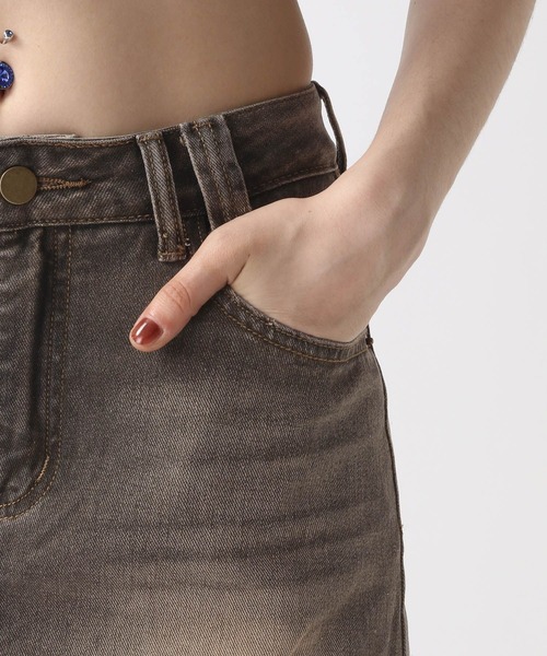 FOREVER 21（フォーエバー トゥエンティーワン）の「【2025SS】加工台形デニムミニスカート（デニムスカート・レディース・ブルー/ブラウン・SMALL/MEDIUM）」の21枚目の写真