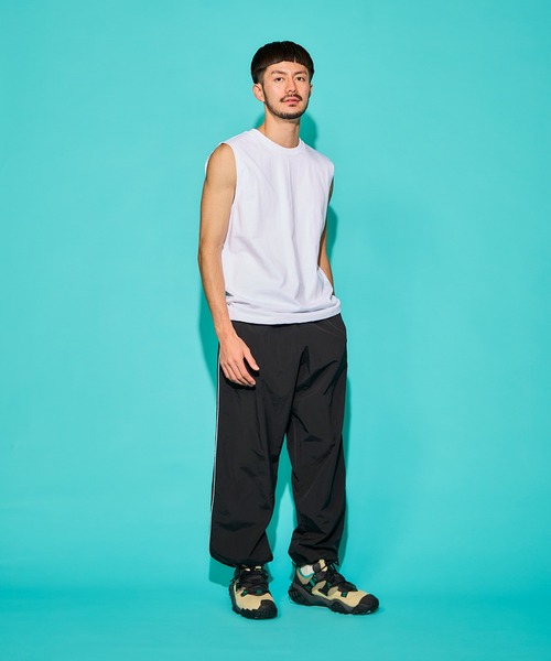 WALLA WALLA SPORT（ワラワラスポーツ）の「9oz TUBE SLEEVELESS TEE（Tシャツ/カットソー・メンズ・アイボリー/ブラック/グリーン系その他/スミクロ/ダークインディゴブルー/マスタード/ホワイト・MEDIUM/LARGE/X-LARGE/SMALL）」の9枚目の写真