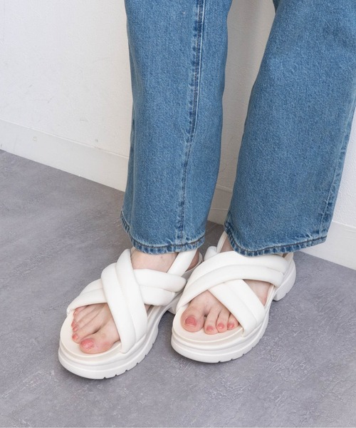 Fabby fabby(ファビィーファビィー)の「フィットクロス厚底サンダル(サンダル・レディース・シルバー/ブラック・LARGE/SMALL/MEDIUM)」の19枚目の写真