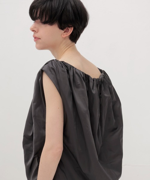 BIRGITTE HERSKIND（ビギッテヘアスキン）の「HERSKIND / Martina Top(スリーブレスギャザーブラウス 5592155)（シャツ/ブラウス・レディース・チャコールグレー・34）」の6枚目の写真