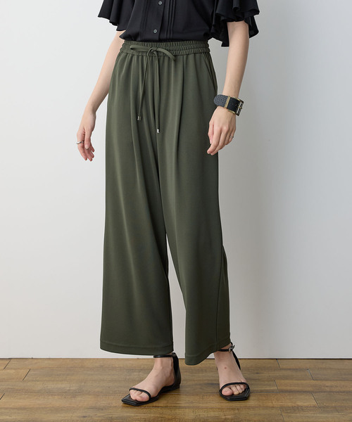 LE SOUK HOLIDAY(ルスークホリデー)の「【接触冷感】EASY ELEGANCEスムースワイドパンツ(スラックス・レディース・チャコールグレー/ブラック/カーキ・L/M)」の3枚目の写真