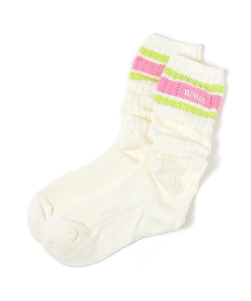 repipi armario(レピピ アルマリオ)の「ハイショクラインルーズソックス(ソックス/靴下・キッズ・ホワイト系その他4/ブラック/ホワイト系その他/ホワイト系その他3/ホワイト系その他2/ホワイト系その他5/グレー/ブラック系その他/グリーン/ピンク系その他/ホワイト・FREE)」の4枚目の写真