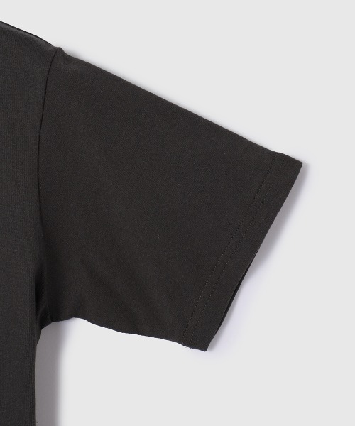 VICKY（ビッキー）の「エンボスプリントTシャツ≪手洗い可能≫（Tシャツ/カットソー・レディース・ホワイト/チャコールグレー・M）」の18枚目の写真