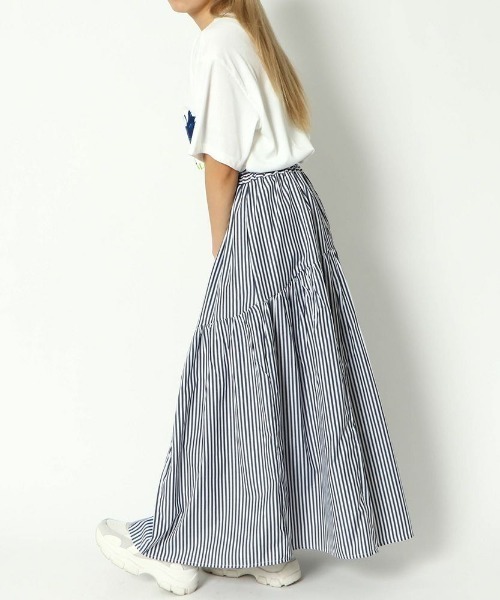 GORGE（ゴージ）の「《ギャザー×ふんわりシルエット》レディース フレアロングスカート ウエストゴム 春夏秋（スカート・レディース・ネイビー/ブラック/ブルー/オフホワイト・F）」の7枚目の写真