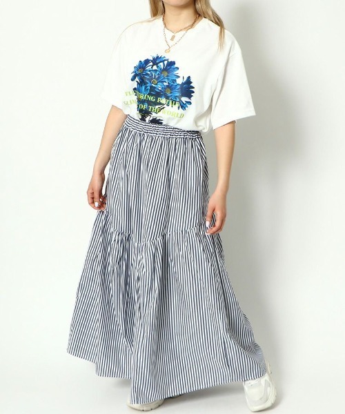 GORGE（ゴージ）の「《ギャザー×ふんわりシルエット》レディース フレアロングスカート ウエストゴム 春夏秋（スカート・レディース・ネイビー/ブラック/ブルー/オフホワイト・F）」の8枚目の写真