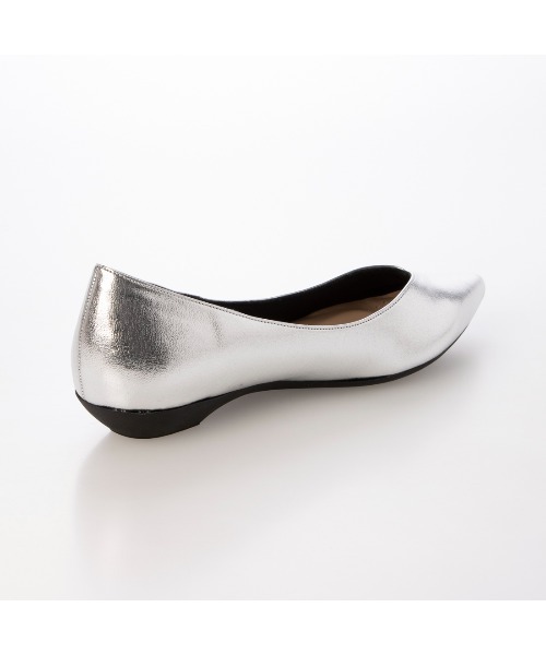 carino（カリーノ）の「【レイン対応】プレーンパンプス（パンプス・レディース・ベージュ系その他2/ライトブラック/シルバー・22.5cm/23cm/23.5cm/24cm/24.5cm）」の10枚目の写真