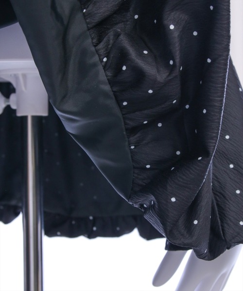 clear(クリア)の「【10色展開/人気定番】ドロストデザインバルーンチュニック《再入荷》(チュニック・レディース・ブラック系その他/ブラック/ピンク/オフホワイト/ブラック系その他2/ブラウン系その他/レッド系その他3/ブラック系その他3/イエロー/ホワイト系その他・F)」の21枚目の写真