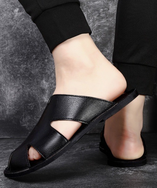 Fun & Daily（ファンアンドデイリー）の「F&D : Split Leather Flat sandals（サンダル・メンズ・ブラック・42）」の2枚目の写真