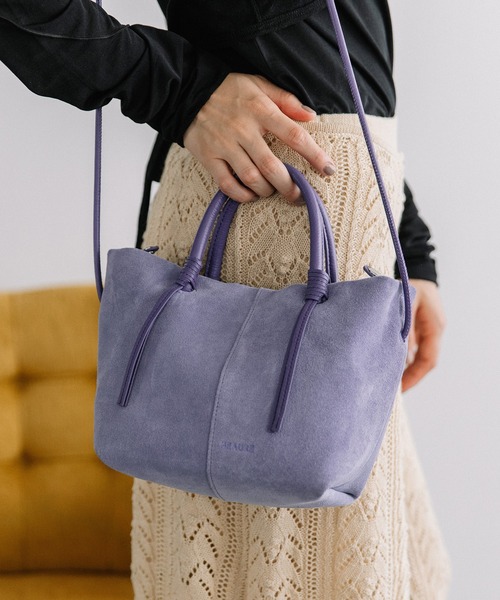 Beau're(ヴュレ)の「BEAURE Suede boat shape ショルダー Bag(ショルダーバッグ・レディース・パープル系その他/キャメル/グリーン系その他・FREE)」の22枚目の写真