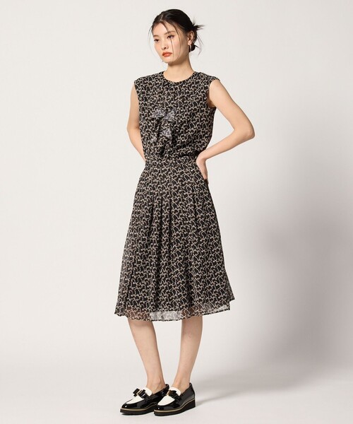 TOCCA(トッカ)の「RIBBON AND RIBBON ブラウス(シャツ/ブラウス・レディース・ワイン系5/ブラック系5・0/4)」の8枚目の写真