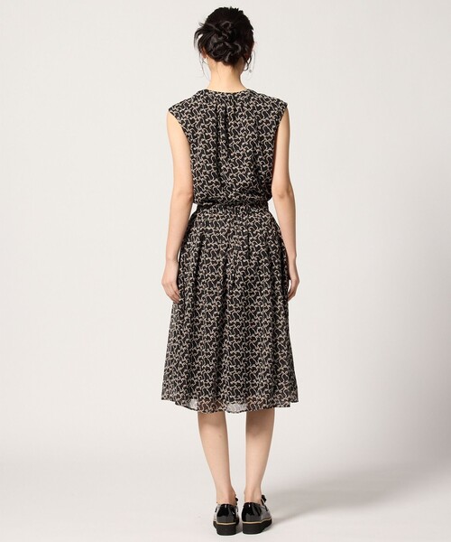 TOCCA(トッカ)の「RIBBON AND RIBBON ブラウス(シャツ/ブラウス・レディース・ワイン系5/ブラック系5・0/4)」の10枚目の写真