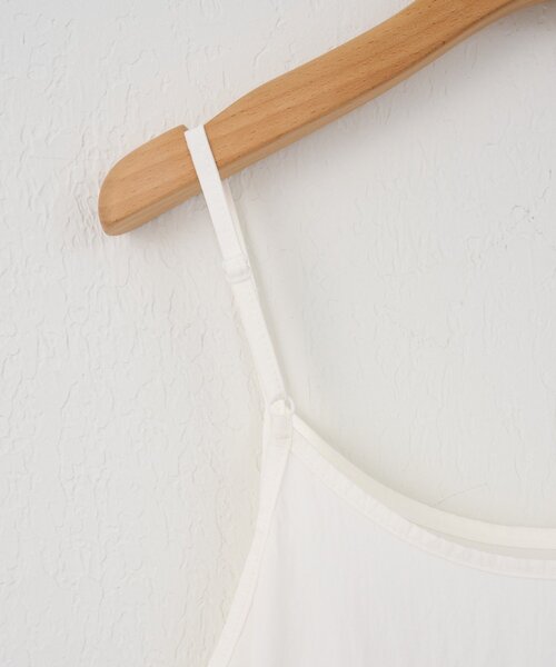 SHENERY（シーナリー）の「《レイヤードコーデに》裾レースキャミソール（キャミソール・レディース・オフホワイト/ブラック・FREE）」の15枚目の写真