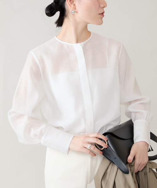 VERMEIL par iena（ヴェルメイユパーイエナ）の「《WEB限定/追加3》シアーブラウス（シャツ/ブラウス・レディース・ホワイト/ネイビー・FREE）」の3枚目の写真