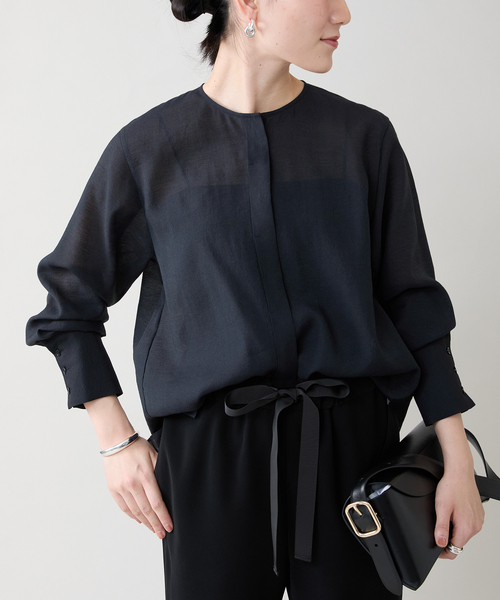 VERMEIL par iena（ヴェルメイユパーイエナ）の「《WEB限定/追加3》シアーブラウス（シャツ/ブラウス・レディース・ホワイト/ネイビー・FREE）」の7枚目の写真