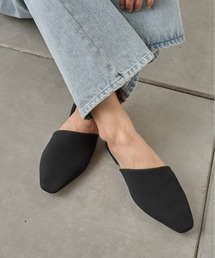 COLONY 2139 | アシンメトリースエードライクミュール(サンダル)