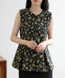 ペプラム」に該当するベスト（花柄・ボタニカル柄）ファッション