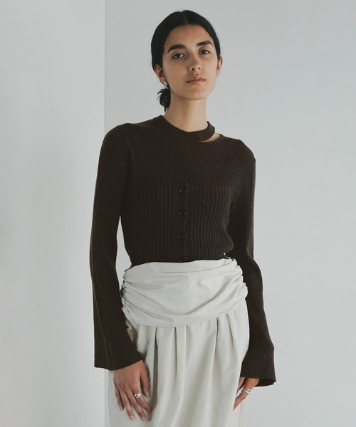 MANOF(マノフ)の「BUSTIER SET RIB KNIT(ニット/セーター・レディース・ブラウン/ベージュ/グレー・FREE)」の3枚目の写真