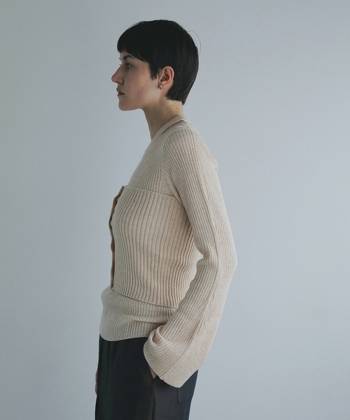 MANOF(マノフ)の「BUSTIER SET RIB KNIT(ニット/セーター・レディース・ブラウン/ベージュ/グレー・FREE)」の18枚目の写真