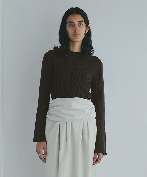 MANOF(マノフ)の「BUSTIER SET RIB KNIT(ニット/セーター・レディース・ブラウン/ベージュ/グレー・FREE)」の21枚目の写真