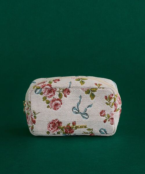 Maison de FLEUR(メゾンドフルール)の「ローズリボン柄ゴブランポーチ(ポーチ・レディース・オフホワイト・FREE)」の1枚目の写真