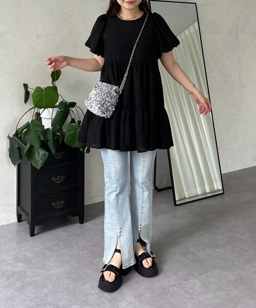 prose verse（プロズヴェール）の「パフスリーブシアーティアードブラウス（シャツ/ブラウス・レディース・オフホワイト/ブラック・LARGE/MEDIUM）」の4枚目の写真