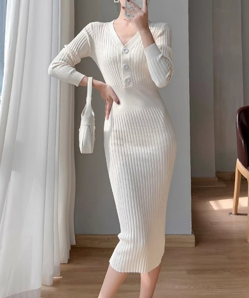 SEU(エスイーユー)の「ボタン付き タイトニットワンピース リブニット オフィスカジュアル きれいめカジュアル 韓国風(ワンピース・レディース・アイボリー/ブラック/ホワイト・フリー)」の6枚目の写真