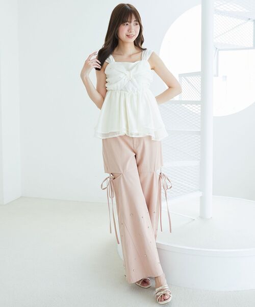 MAJESTIC LEGON（マジェスティックレゴン）の「キラキラビジューリボンビスチェ（キャミソール・レディース・ブラック/アイボリー/ピンク・MEDIUM）」の5枚目の写真