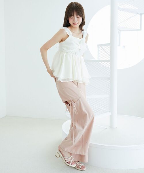 MAJESTIC LEGON（マジェスティックレゴン）の「キラキラビジューリボンビスチェ（キャミソール・レディース・ブラック/アイボリー/ピンク・MEDIUM）」の6枚目の写真