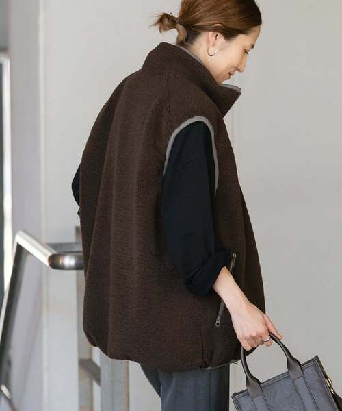 FRAMeWORK（フレームワーク）の「FROSTLINE/フロストライン 別注 リバーシブルベスト（その他アウター・レディース・ブラウン/ベージュ・FREE）」の4枚目の写真