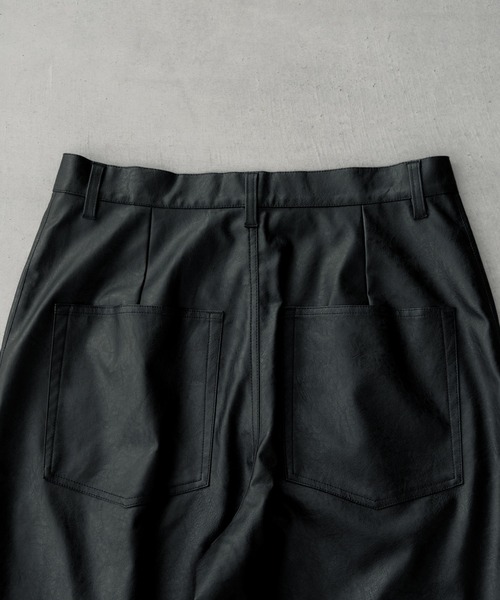 SINSS(シンス)の「Grain wide balloon slacks / グレインワイドバルーンスラックス(スラックス・メンズ・ブラック・LARGE/MEDIUM/SMALL/X-SMALL)」の19枚目の写真