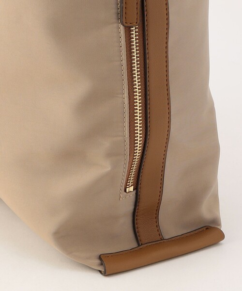 MICO COULIER（ミコクリエ）の「ナイロンワンショルダーバッグ（ショルダーバッグ・レディース・ブラック/グレイッシュベージュ・FREE）」の19枚目の写真