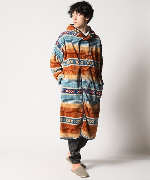 ARCADE（アーケード）の「着る毛布 総柄フリース ルームウェア ガウンパーカー（ガウン/バスローブ・メンズ・ベージュ/ブルー・LL/M/L）」の20枚目の写真