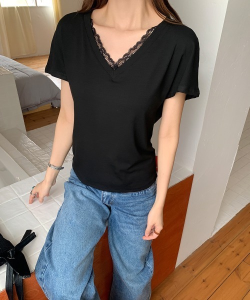 Miniministore(ミニミニストア)の「VネックTシャツ春夏 半袖トップス韓国風(Tシャツ/カットソー・レディース・ホワイト/ブラック・FREE)」の10枚目の写真