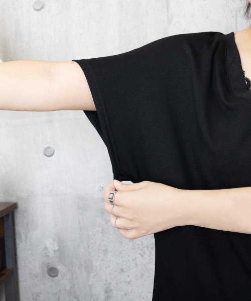 Miniministore(ミニミニストア)の「VネックTシャツ春夏 半袖トップス韓国風(Tシャツ/カットソー・レディース・ホワイト/ブラック・FREE)」の20枚目の写真