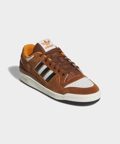 adidas(アディダス)の「フォーラム 84 ロー ADV / Forum 84 Low ADV / アディダスオリジナルス adidas Originals(スニーカー・メンズ・ホワイト・22.5cm/23.0cm/23.5cm/24.0cm/24.5cm/25.0cm/25.5cm/26.0cm/26.5cm/27.0cm/27.5cm/28.0cm/28.5cm/29.0cm)」の4枚目の写真